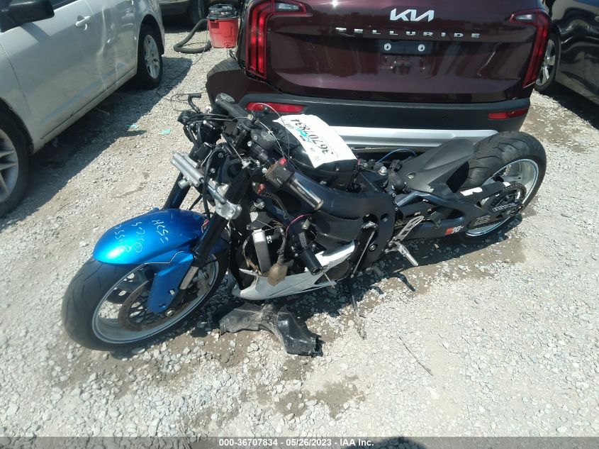 2011 SUZUKI GSX-R600 - JS1GN7FA2B2100465