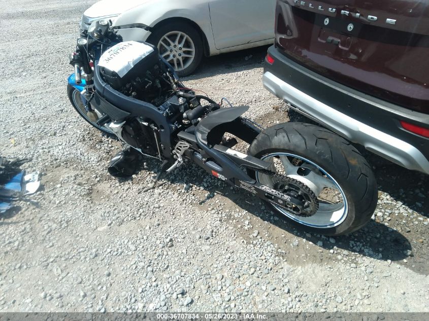 2011 SUZUKI GSX-R600 - JS1GN7FA2B2100465