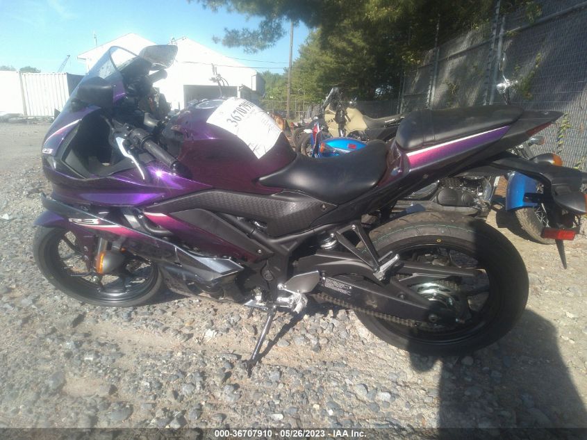 2023 YAMAHA YZFR3 A MH3RH18Y2PK009489