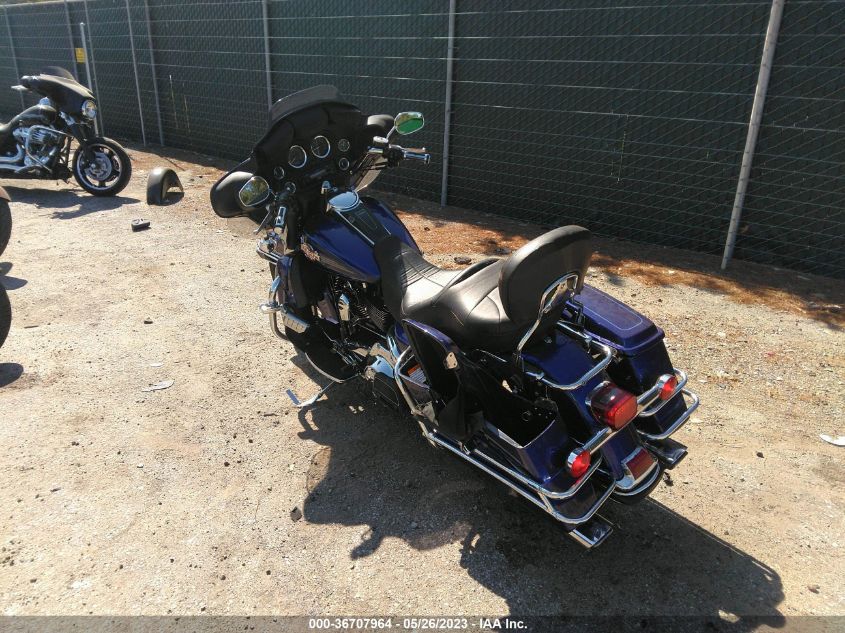 2007 HARLEY-DAVIDSON FLHTCUI - 1HD1FC4117Y701664