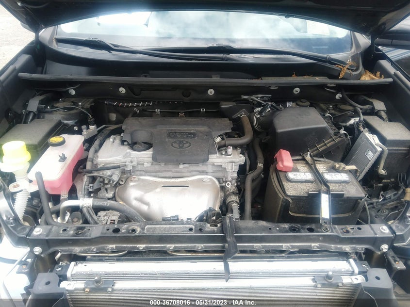 VIN 2T3RFREV5JW814625 2018 TOYOTA RAV4 XLE/ADVENTURE