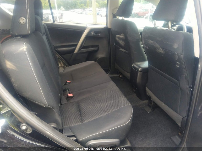 VIN 2T3RFREV5JW814625 2018 TOYOTA RAV4 XLE/ADVENTURE