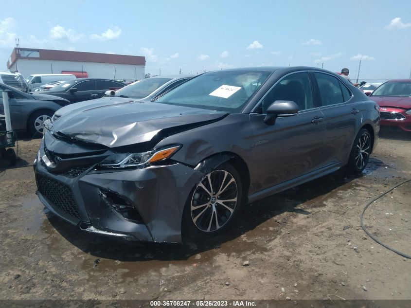 2018 TOYOTA CAMRY SE - 4T1B11HK9JU510886