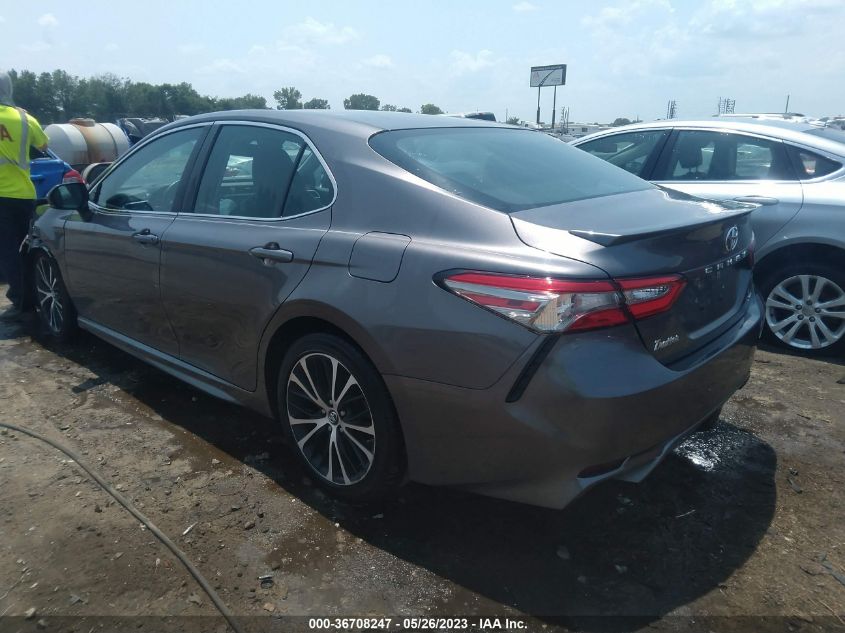 2018 TOYOTA CAMRY SE - 4T1B11HK9JU510886