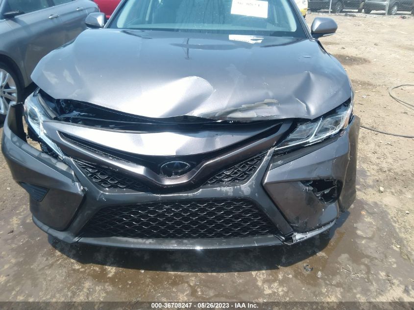 2018 TOYOTA CAMRY SE - 4T1B11HK9JU510886