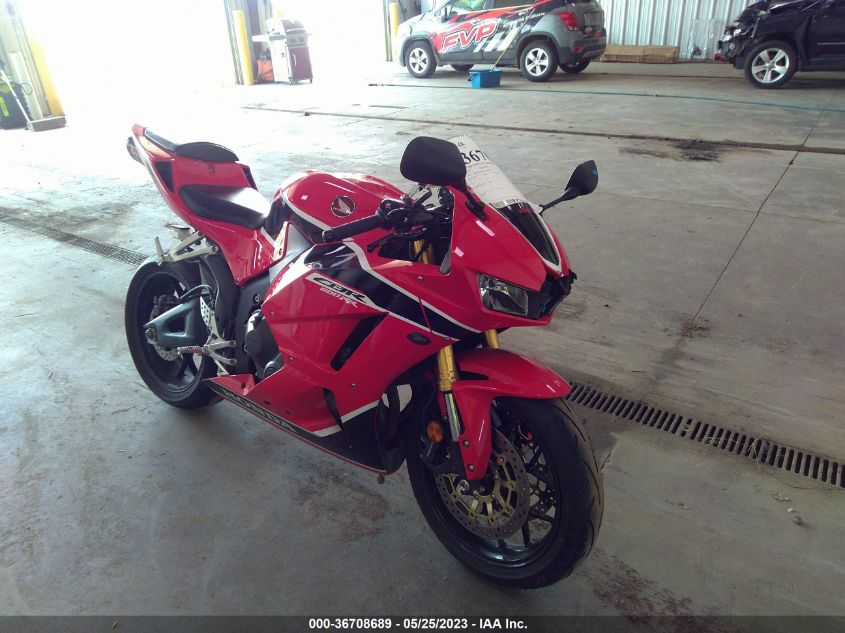 2017 HONDA CBR600 RR - JH2PC40J5HK300114