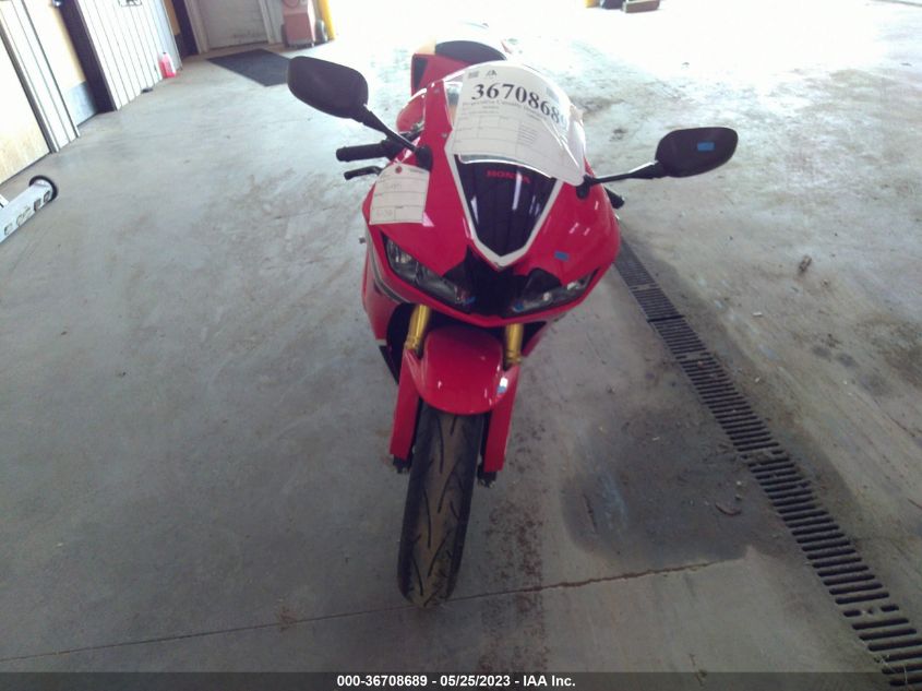 2017 HONDA CBR600 RR - JH2PC40J5HK300114