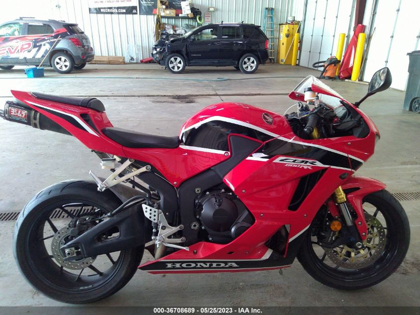 2017 HONDA CBR600 RR - JH2PC40J5HK300114