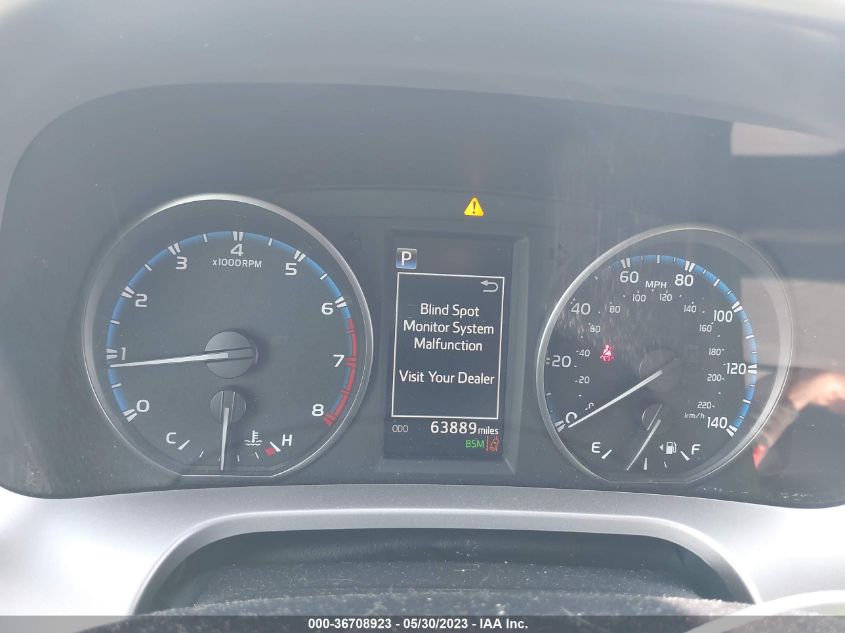 2018 TOYOTA RAV4 XLE/ADVENTURE - JTMRFREV7JJ747525