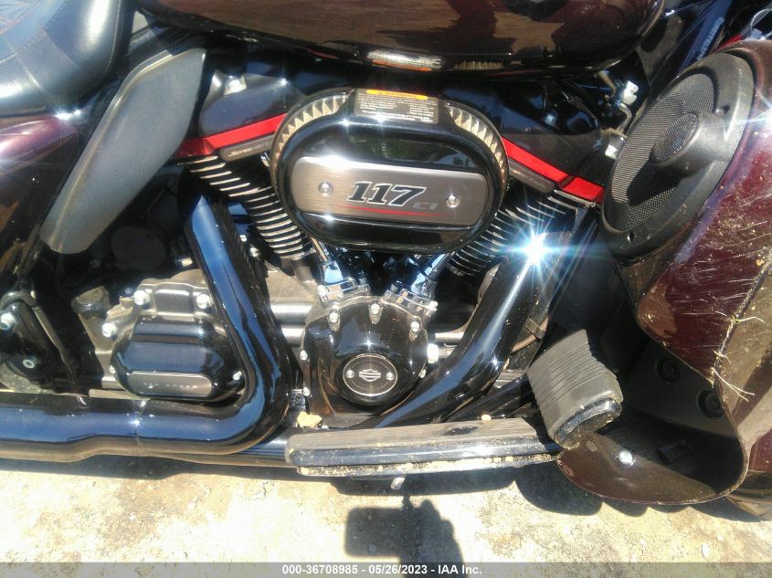 2019 HARLEY-DAVIDSON FLHXSE 1HD1PXL37KB959710