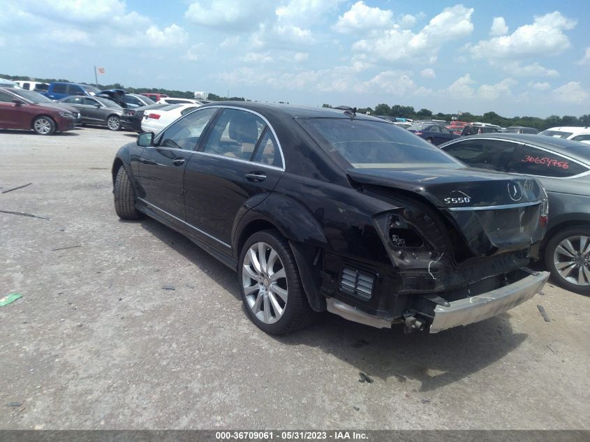 2013 MERCEDES-BENZ S-CLASS S 550 - WDDNG7DB2DA521068