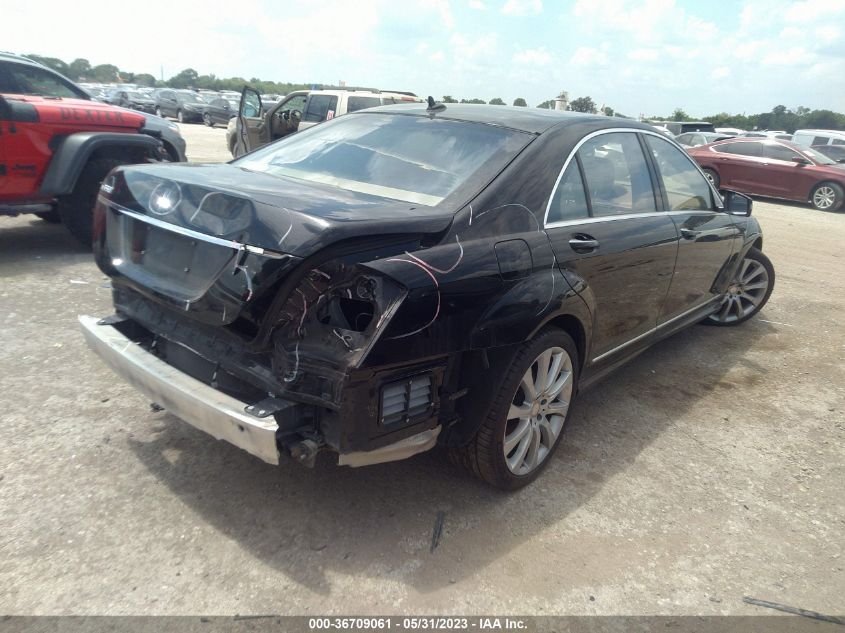 2013 MERCEDES-BENZ S-CLASS S 550 - WDDNG7DB2DA521068