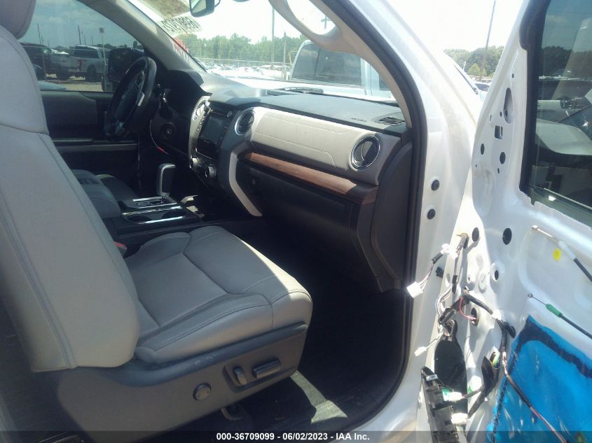 2018 TOYOTA TUNDRA 2WD SR5/LIMITED/PLATINUM - 5TFFY5F19JX239412