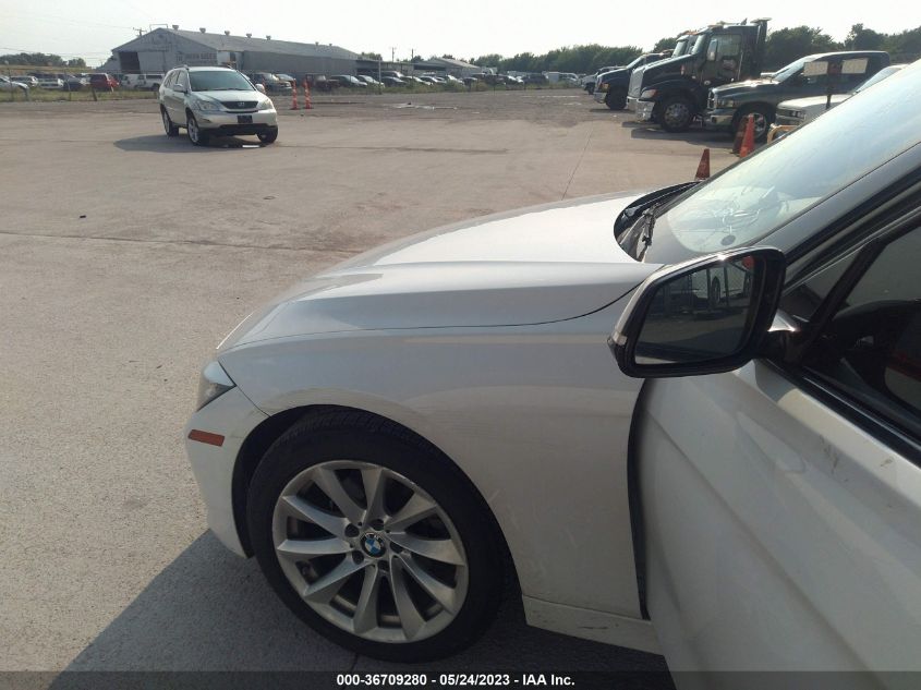 2015 BMW 3 SERIES 320I - WBA3B1G57FNT07298