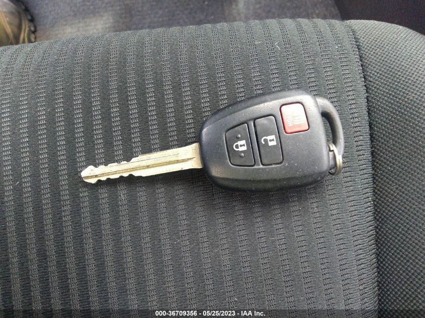 2017 TOYOTA RAV4 LE - 2T3ZFREVXHW366456