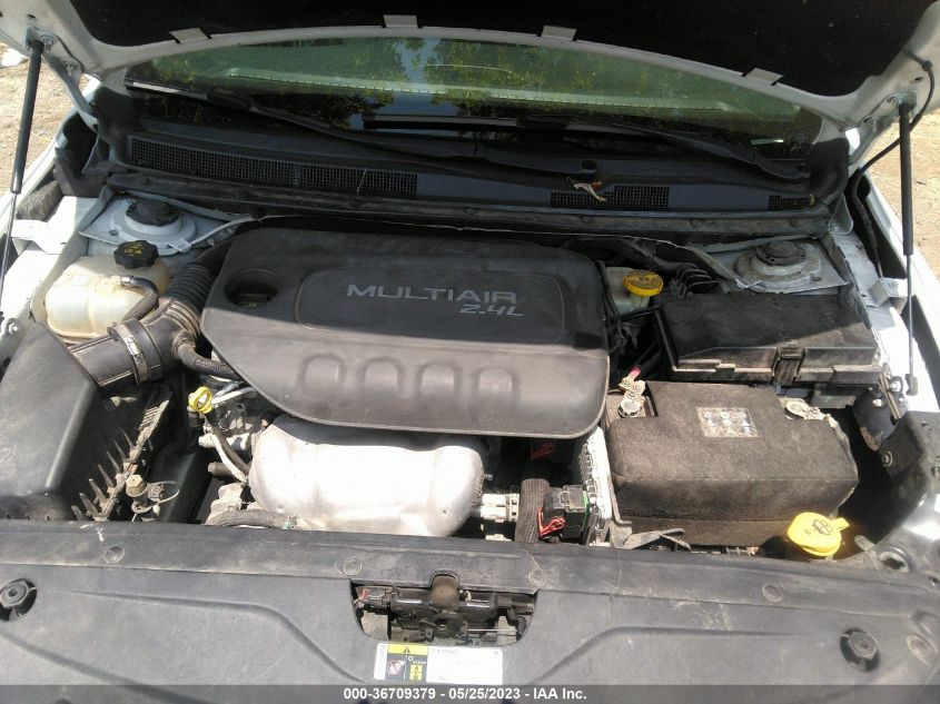 2015 CHRYSLER 200 C - 1C3CCCCB2FN565918