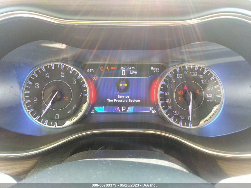 2015 CHRYSLER 200 C - 1C3CCCCB2FN565918