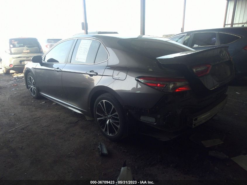 2018 TOYOTA CAMRY LE/SE/XLE/L - 4T1B11HK8JU653229