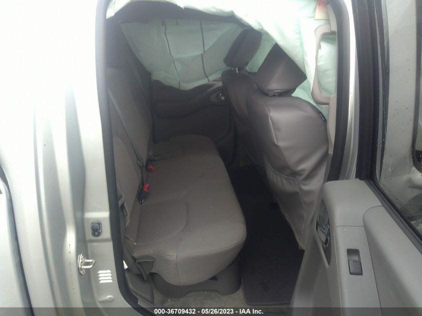 2017 NISSAN FRONTIER SV V6 - 1N6AD0ER0HN763213