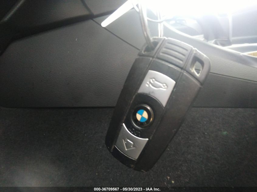 2015 BMW X1 XDRIVE28I - WBAVL1C5XFVY35395