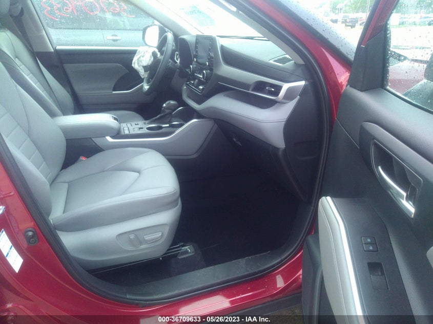 2022 TOYOTA HIGHLANDER VIN: 5TDHZRBHXNS572519