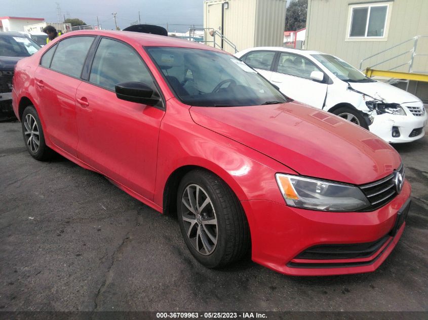 2015 VOLKSWAGEN JETTA SEDAN 1.8T SE - 3VWD17AJ0FM350438