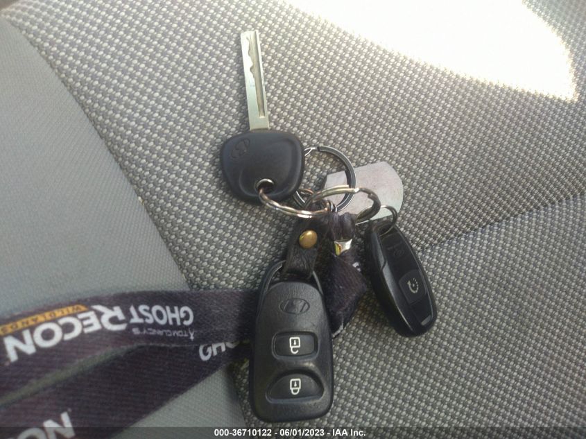2013 HYUNDAI ACCENT GS - KMHCT5AE1DU071746