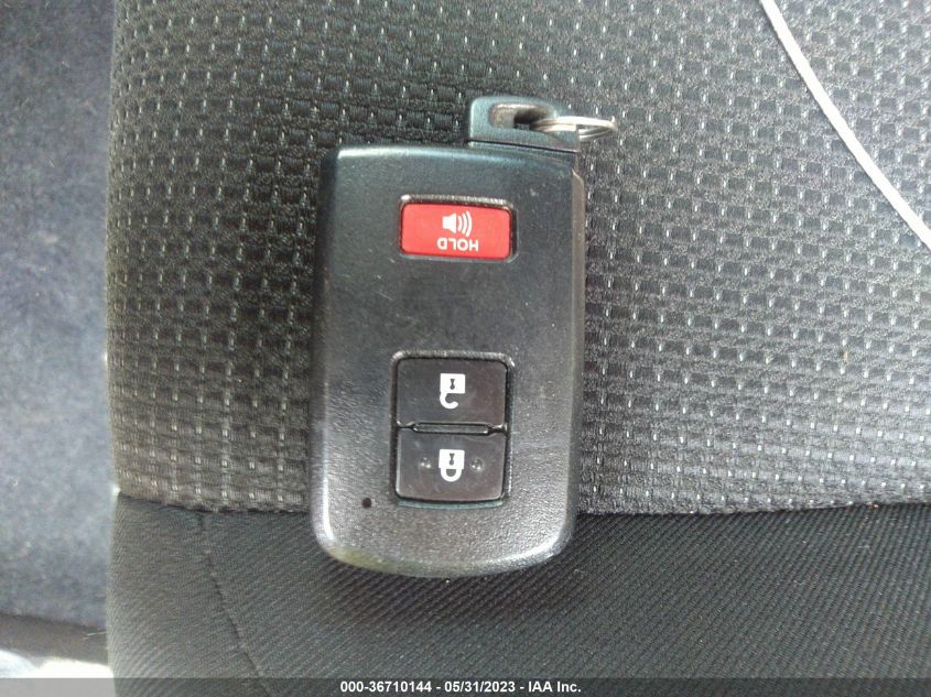 2017 TOYOTA RAV4 XLE - 2T3WFREV1HW384203