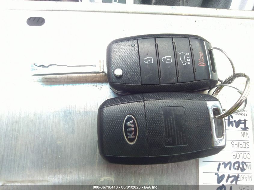 2016 KIA SOUL BASE - KNDJN2A23G7367185