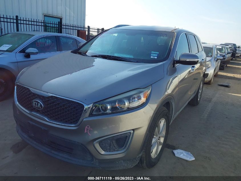 2017 KIA SORENTO LX V6 - 5XYPGDA54HG277378