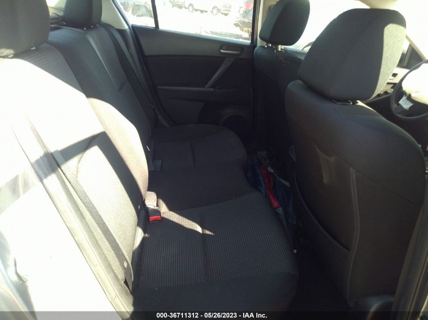 2013 MAZDA MAZDA3 I SV - JM1BL1TG0D1810484