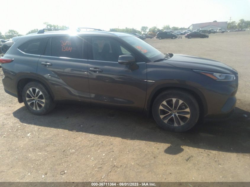 2020 TOYOTA HIGHLANDER XLE - 5TDGZRBH3LS033684