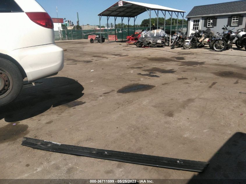 2019 RAM 1500 REBEL - 1C6SRFLT2KN629344