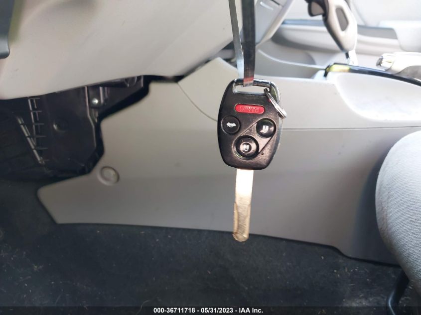 2013 HONDA CIVIC SDN LX - 19XFB2F54DE206390