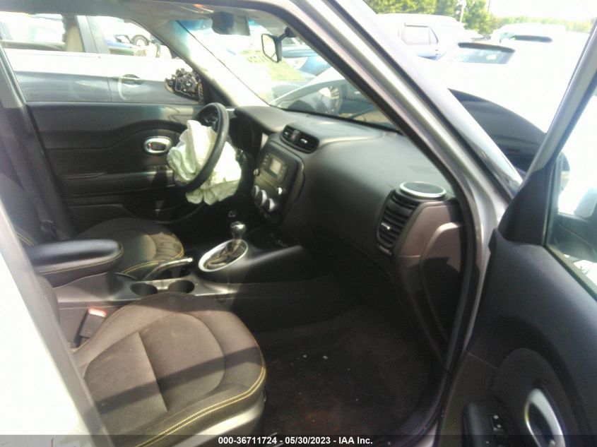 2015 KIA SOUL + - KNDJP3A57F7790599