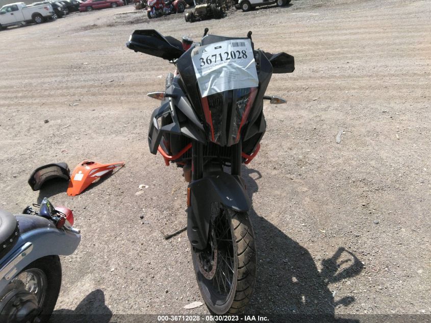2018 KTM 1290 SUPER ADVENTURE R VBKV59405JM988195