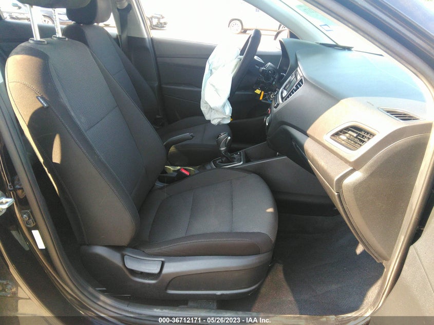 VIN 3KPC24A3XKE065388 2019 HYUNDAI ACCENT SE