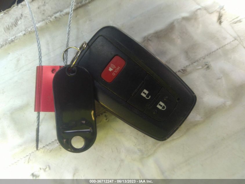 2019 TOYOTA RAV4 XLE - JTMP1RFV5KD507295