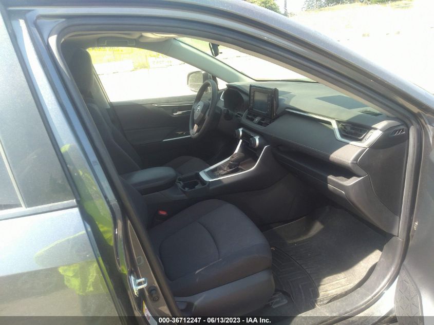 2019 TOYOTA RAV4 XLE - JTMP1RFV5KD507295