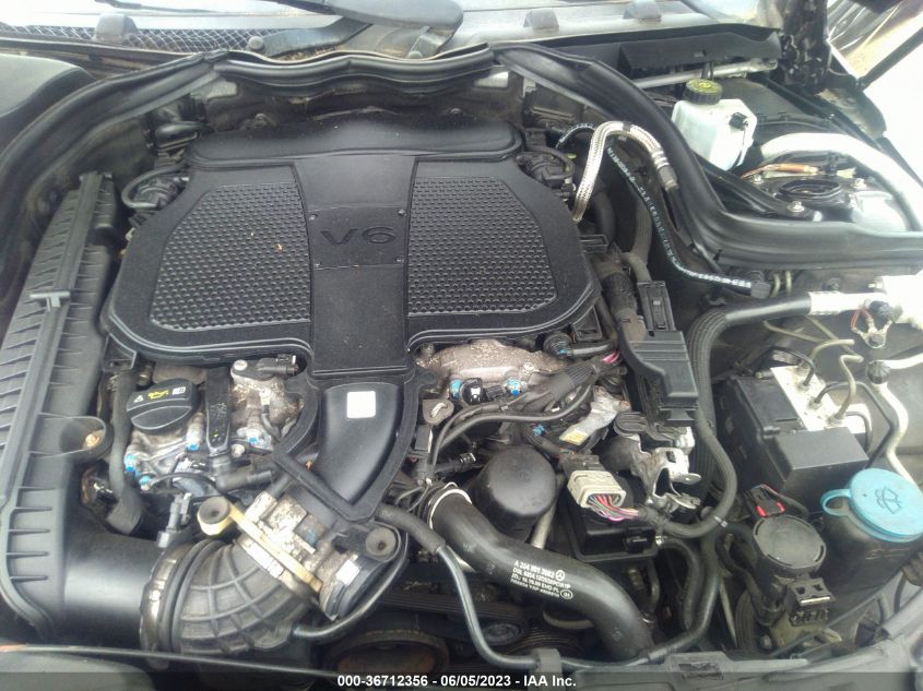 2013 MERCEDES-BENZ C-CLASS C 300 - WDDGF8AB4DR240834