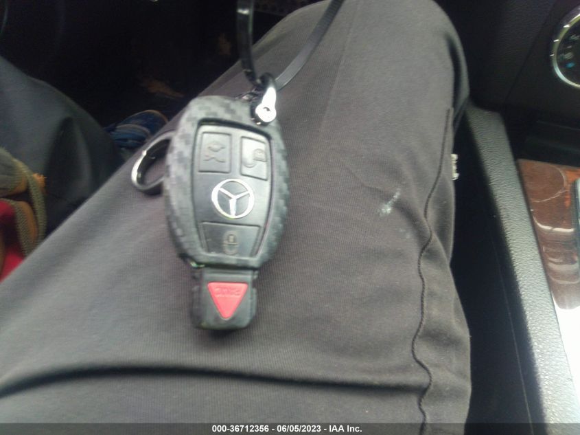 2013 MERCEDES-BENZ C-CLASS C 300 - WDDGF8AB4DR240834