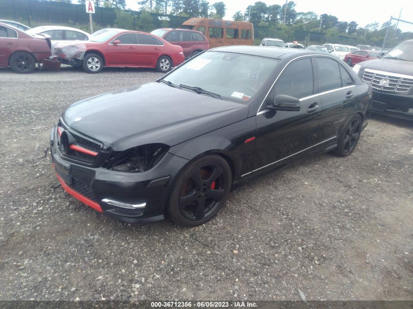 2013 MERCEDES-BENZ C-CLASS C 300 - WDDGF8AB4DR240834