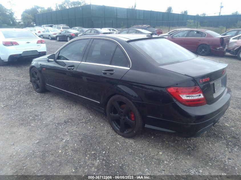 2013 MERCEDES-BENZ C-CLASS C 300 - WDDGF8AB4DR240834