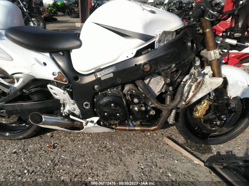 2013 SUZUKI GSX1300 RA JS1GX72B8D2101647