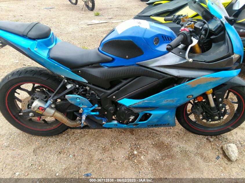 2020 YAMAHA YZFR3 A MH3RH18Y4LK004207