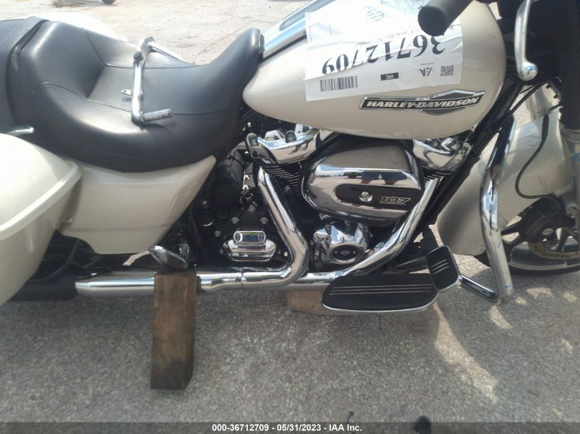 2022 HARLEY-DAVIDSON FLHX - 1HD1KBC10NB657826