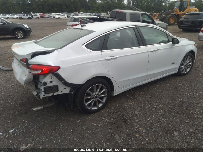 2017 FORD FUSION ENERGI SE - 3FA6P0PU9HR352901