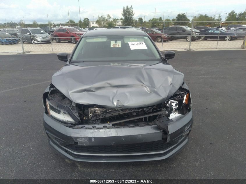 2018 VOLKSWAGEN JETTA SE/WOLFSBURG - 3VWDB7AJ4JM211631