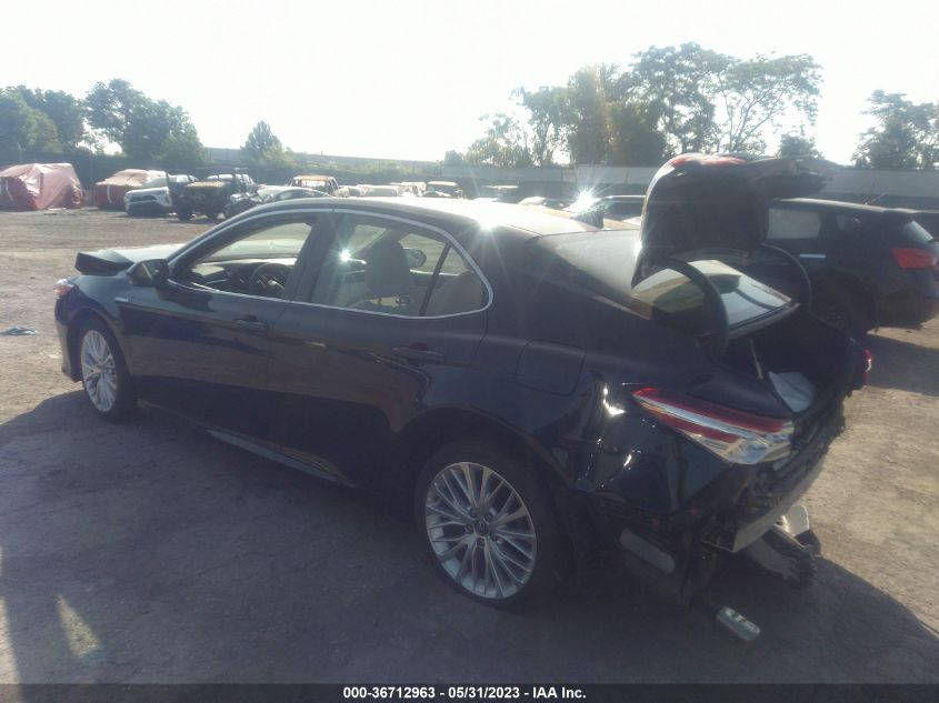 2018 TOYOTA CAMRY HYBRID - 4T1B21HK0JU504584