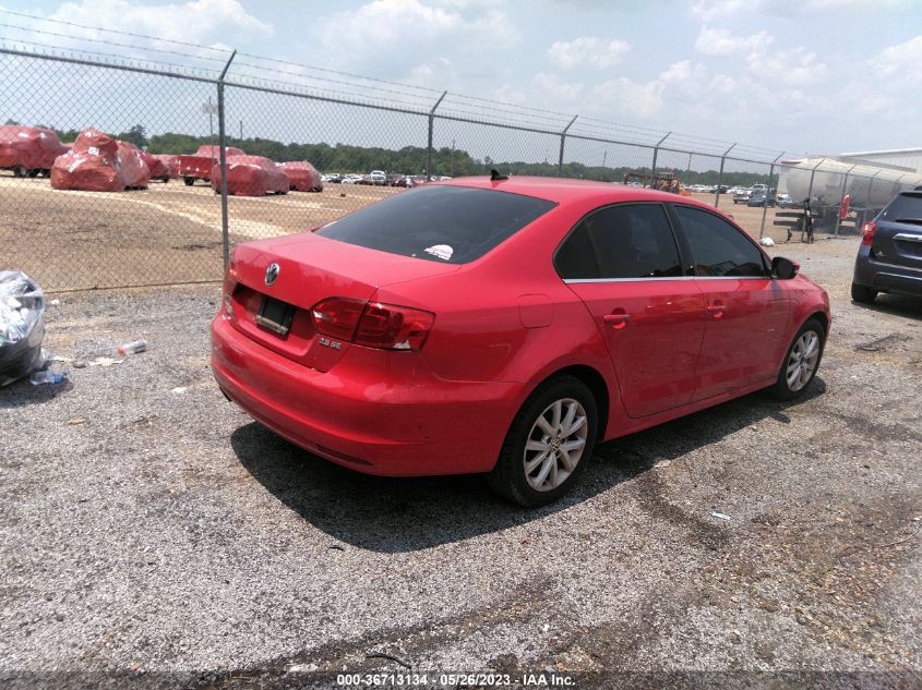 2013 VOLKSWAGEN JETTA SEDAN SE W/CONVENIENCE - 3VWDX7AJ2DM428729